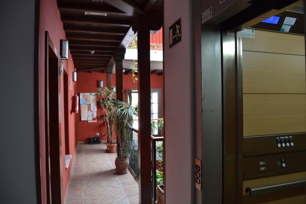 Hostal Al-Andalus Conil De La Frontera Luaran gambar